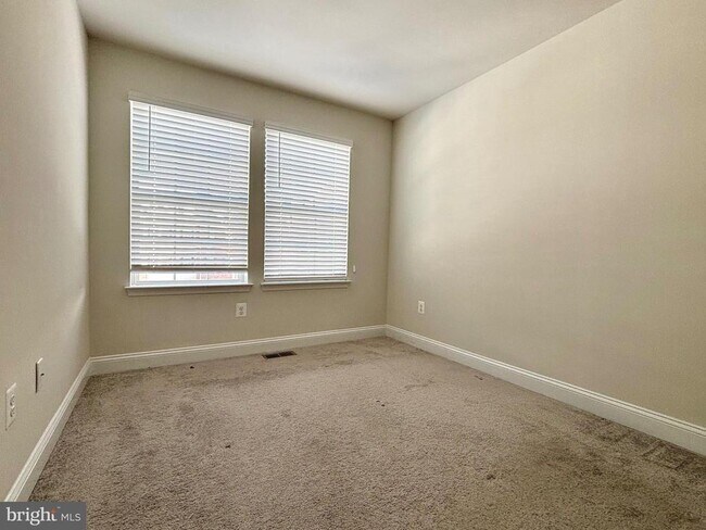 Building Photo - 7585 Marston Way