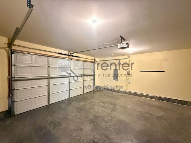 Building Photo - 7356 Tiercel Dr