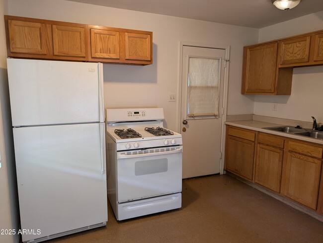 Building Photo - 4136 N 17th St