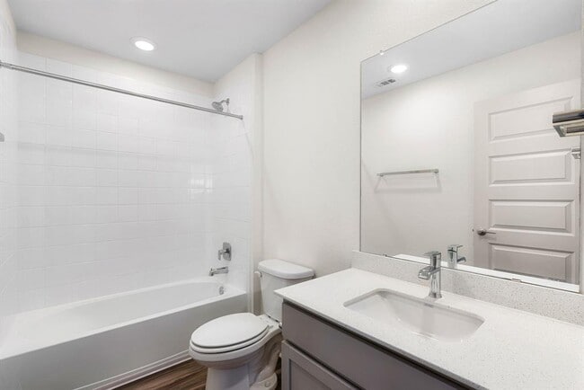 Building Photo - 7409 Peggie Nell Dr