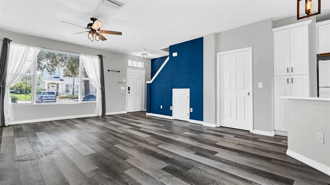 Building Photo - 12257 Country White Cir