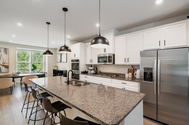 Building Photo - Premier End-Unit Townhome in Valley Run: A...