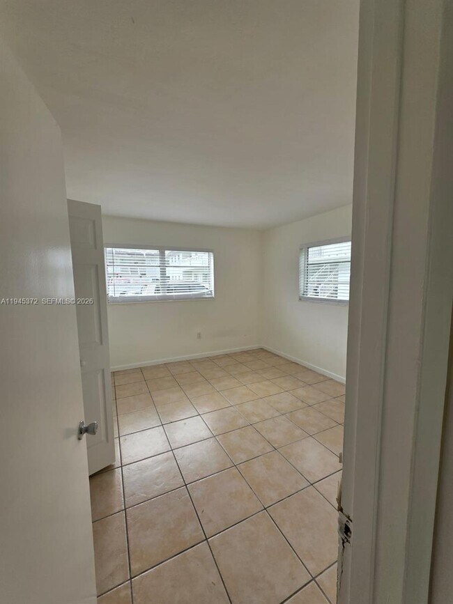 Building Photo - 7680 SW 82nd St