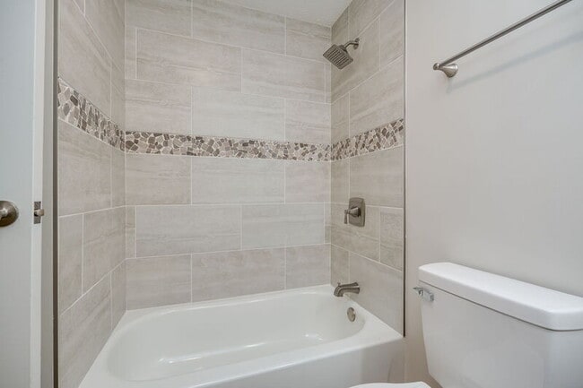 Building Photo - 5224 Mystic Dr