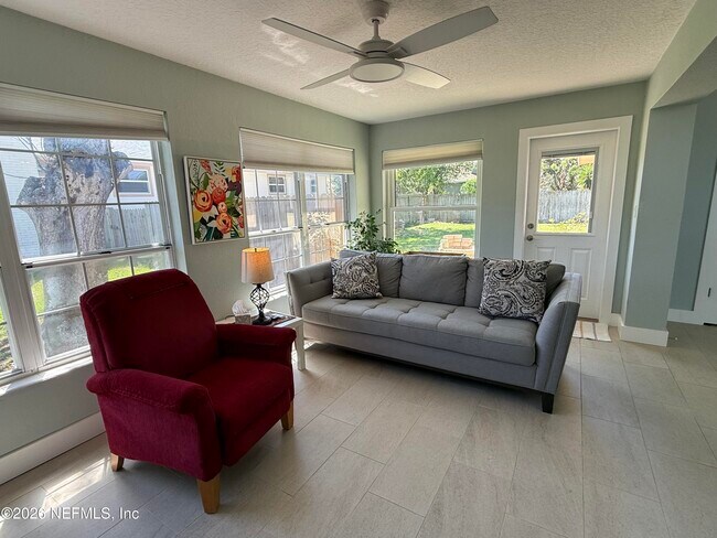 Building Photo - 130 Southwind Cir