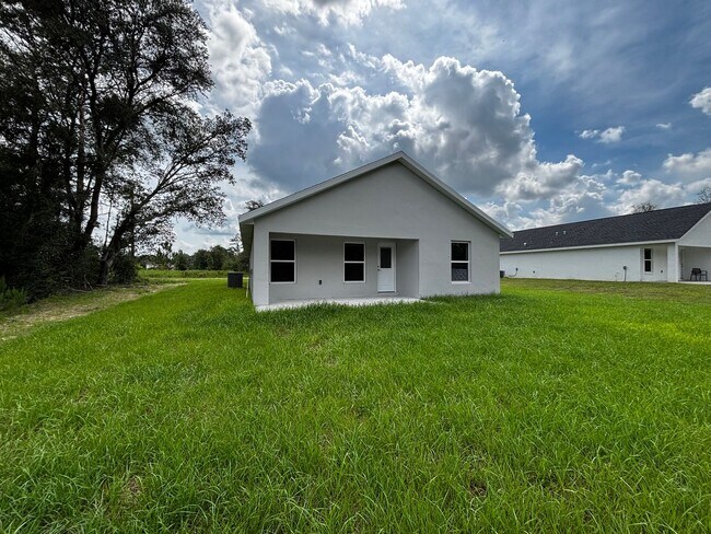 Building Photo - New 3/2 Home built in 2025