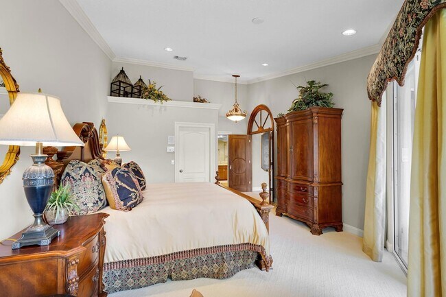 Building Photo - 222 Legendary Cir