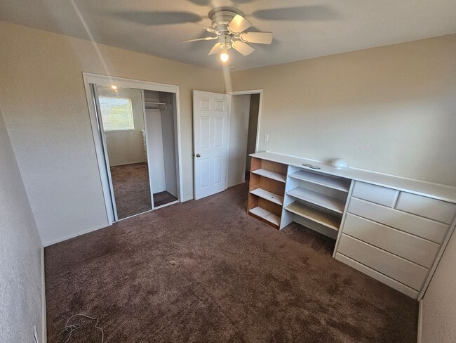 Building Photo - Charming Castro Valley Home: Spacious Livi...