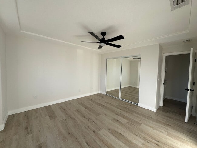 Building Photo - Newly remodeled home on The Mesa in Hesperia!