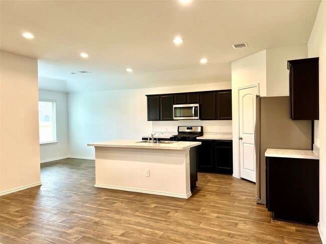 Building Photo - 5130 Cherry Tallow Trl