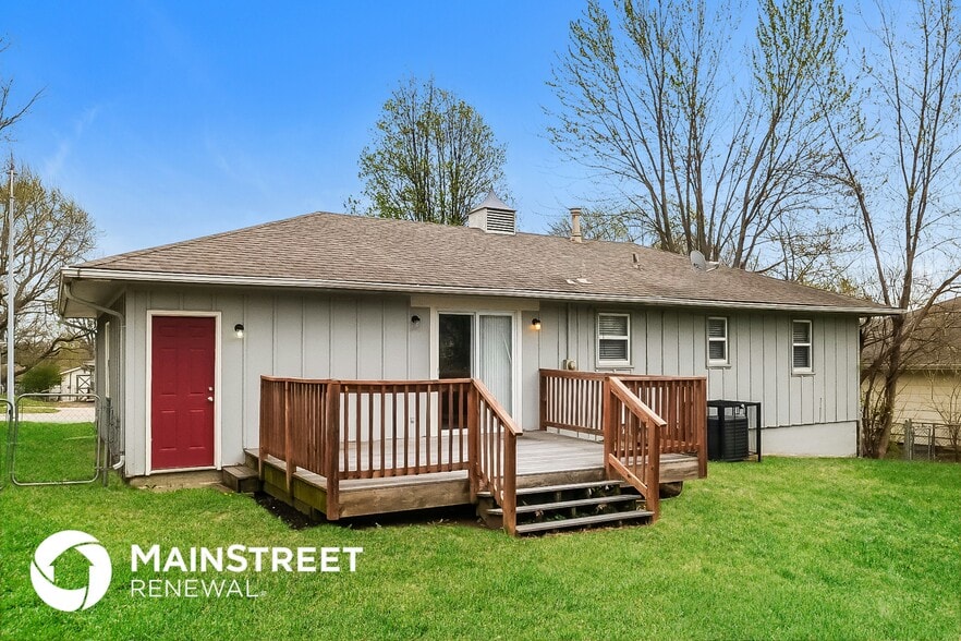 Building Photo - 3612 Randall Dr