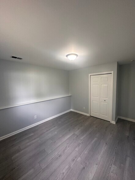 Building Photo - 3950 W 76th Ln