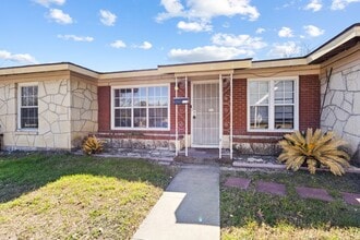 Building Photo - 210 Dryden Dr