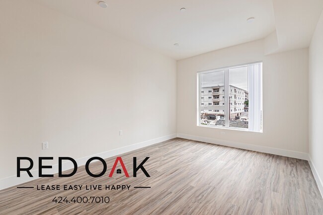 Building Photo - 1037 Dewey Ave