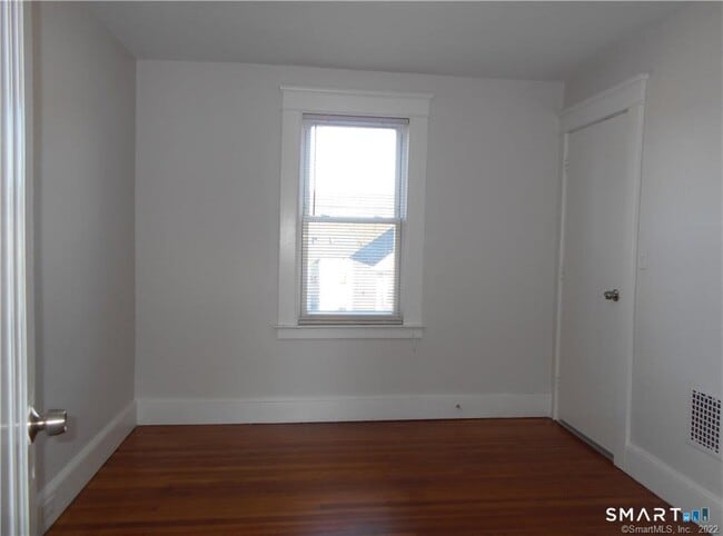 Building Photo - 53 Anthony St