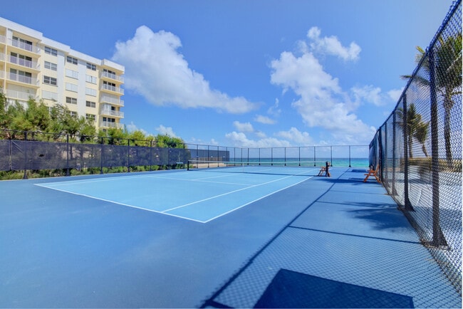 Building Photo - 3546 S Ocean Blvd