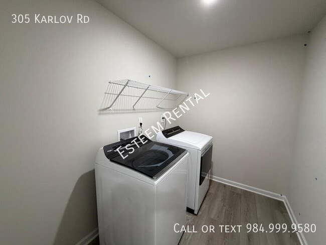 Building Photo - 305 Karlov Rd