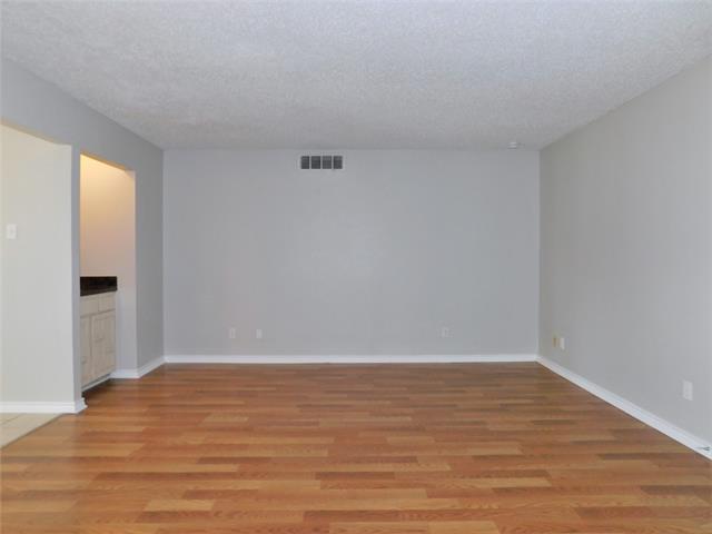 Building Photo - 219 Wildfire Dr