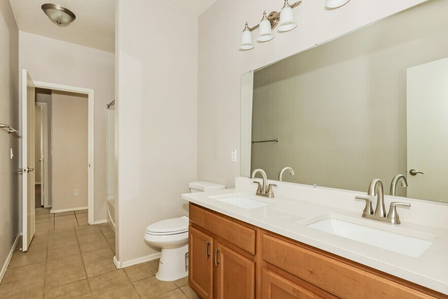 Building Photo - 7336 W Maldonado Rd