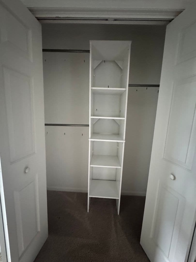 Building Photo - 5610 Vandora Dr