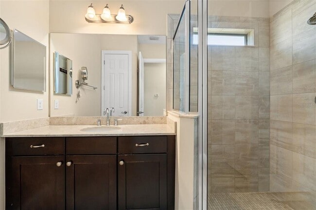 Building Photo - 1021 Kestrel Ct