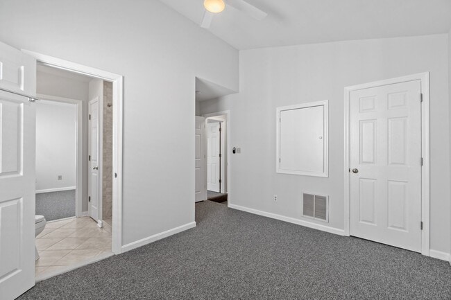 Building Photo - Must see in Eastport!