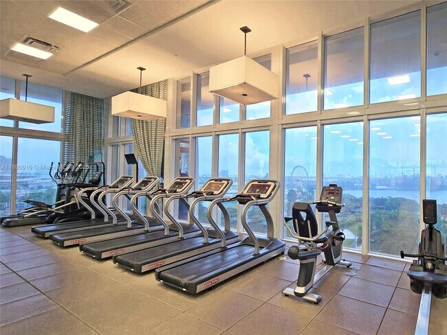 Building Photo - 50 Biscayne Blvd