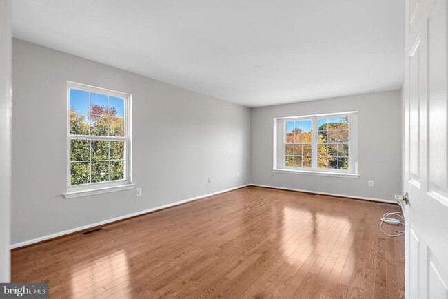 Building Photo - 123 Hearthstone Ln