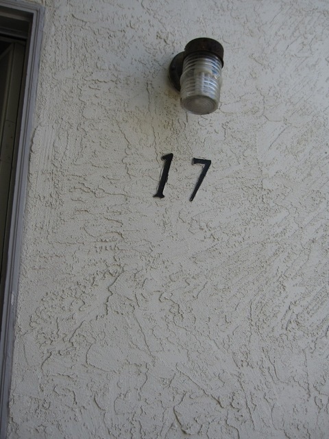 Building Photo - 2 bedroom 2 bath Upper Level Condo