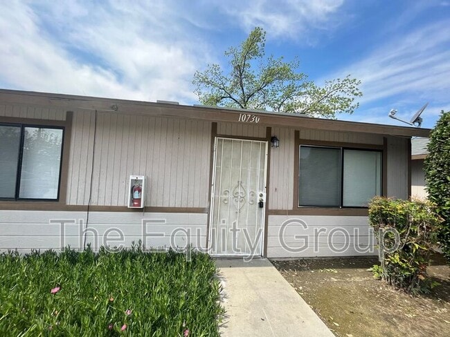 Primary Photo - 10730 Railroad Ave