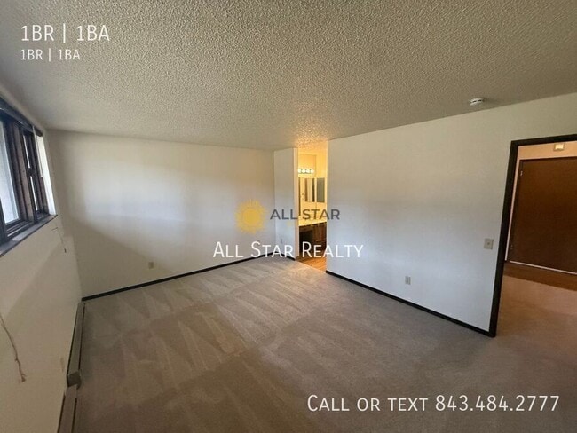 Building Photo - 2101 W 29th Ave