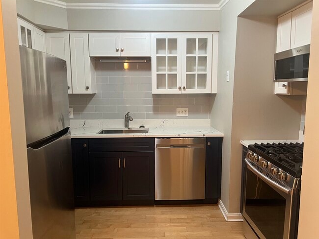 Building Photo - 416 Springbrook Cir