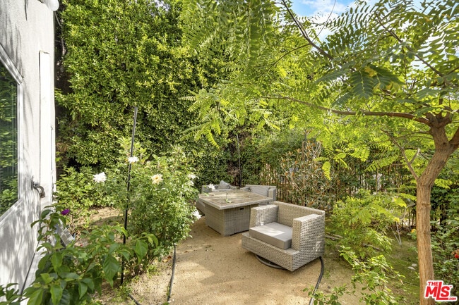 Building Photo - 12233 Killion St