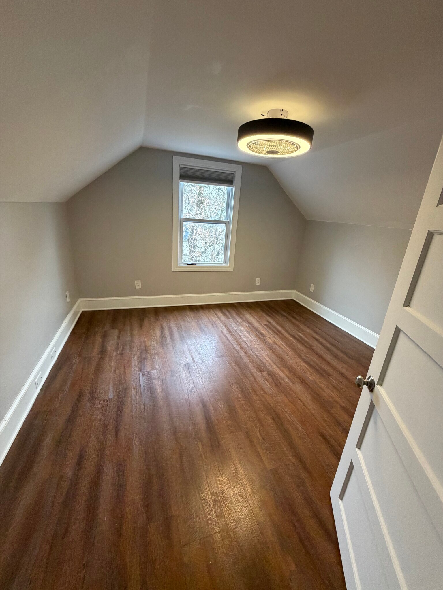 Building Photo - 15 Essex St