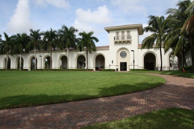 Building Photo - 4BD/2BA Single Family Home in Olympia!!