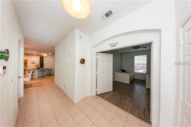 Building Photo - 3301 Whitestone Cir