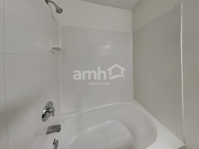 Building Photo - 867 Bonaparte Landing Blvd