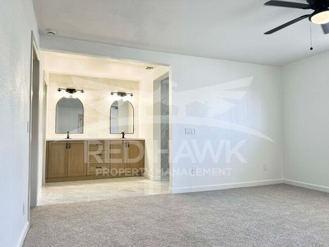 Building Photo - 2466 E Huber St