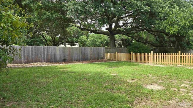 Building Photo - 5157 Peach Dr