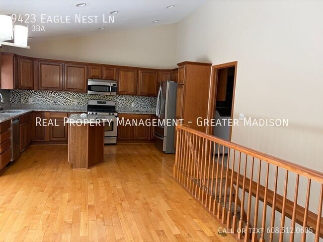 Building Photo - 9423 Eagle Nest Ln