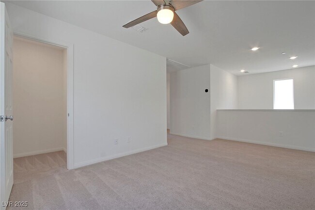 Building Photo - 8452 Vulturo Ave