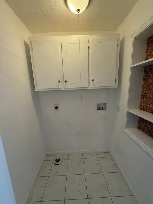 Building Photo - 4 Bedroom home in Ringgold