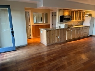 kitchenette - 29033 Cliffside Dr