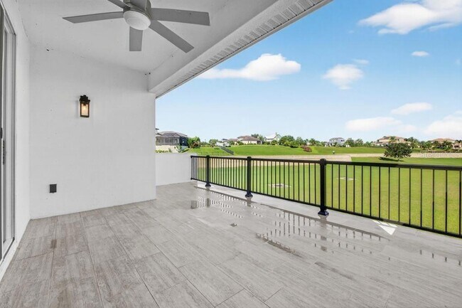 Building Photo - 200 Snowy Orchid Way