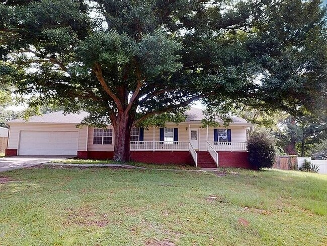 Building Photo - 3463 Augusta St