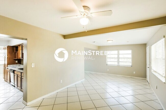 Building Photo - 4 Bedroom Pet-Friendly Home in Homestead, FL with Main Street Renewal