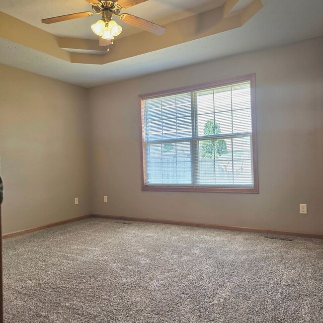 Building Photo - Charming 3-Bedroom Home in a Quiet Subdivi...