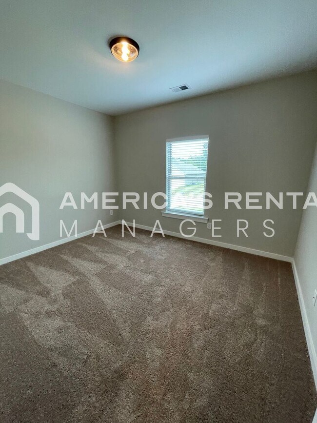 Building Photo - Home for Rent in Brookwood, AL!!! View wit...