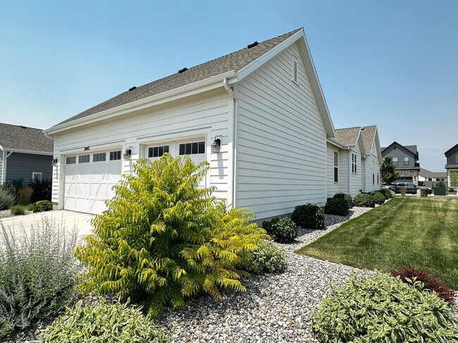 Building Photo - Amazing Home Available in the Heart of Highland UT!