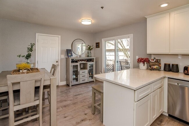 Building Photo - Four Bedroom 2 Bath home available for rent
